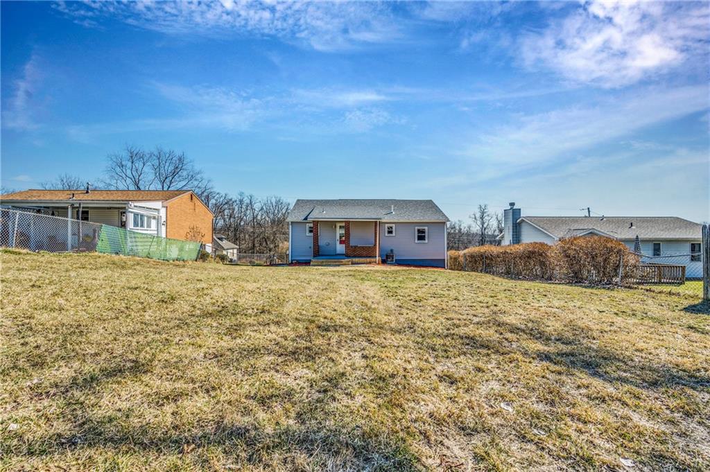 141 Tilford Road Pittsburgh, PA 15235 - Photo 23 of 25 Gallery Image 23