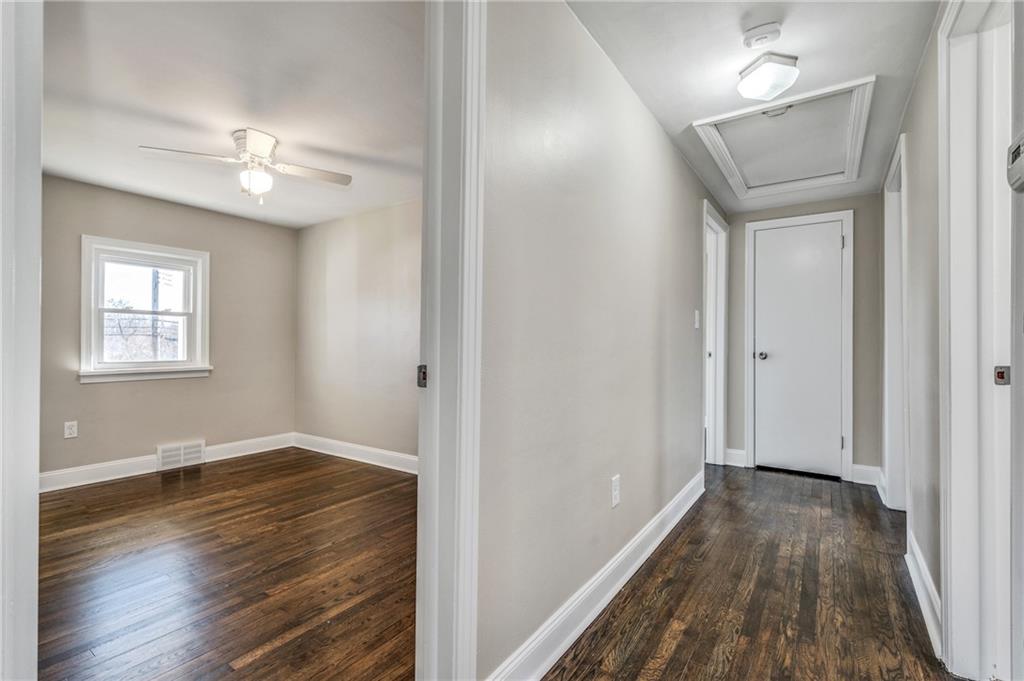 141 Tilford Road Pittsburgh, PA 15235 - Photo 9 of 25 Gallery Image 9