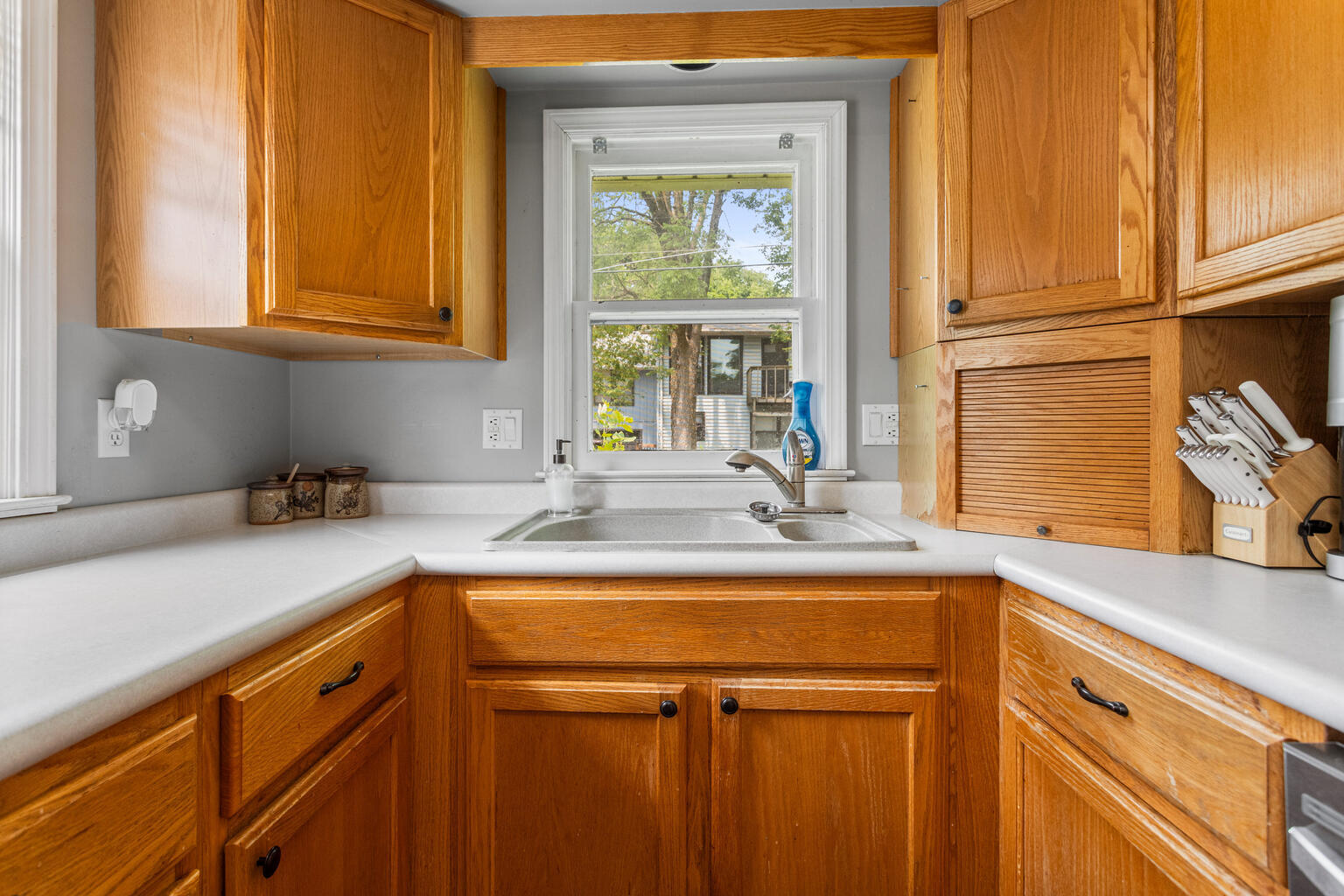 504 South West Union Street Monticello, IL 61856 - Photo 14 of 35 a view of a sink and a window