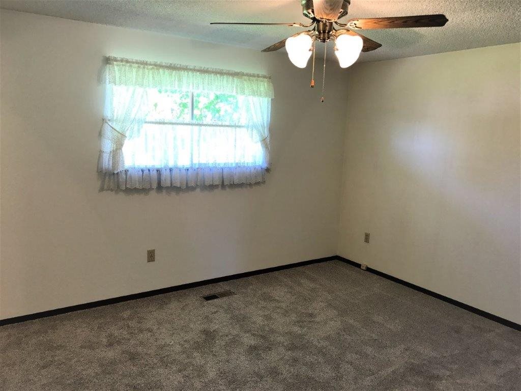 1305 North Best Road Spokane Valley, WA 99216 - Photo 11 of 20 Gallery Image 11