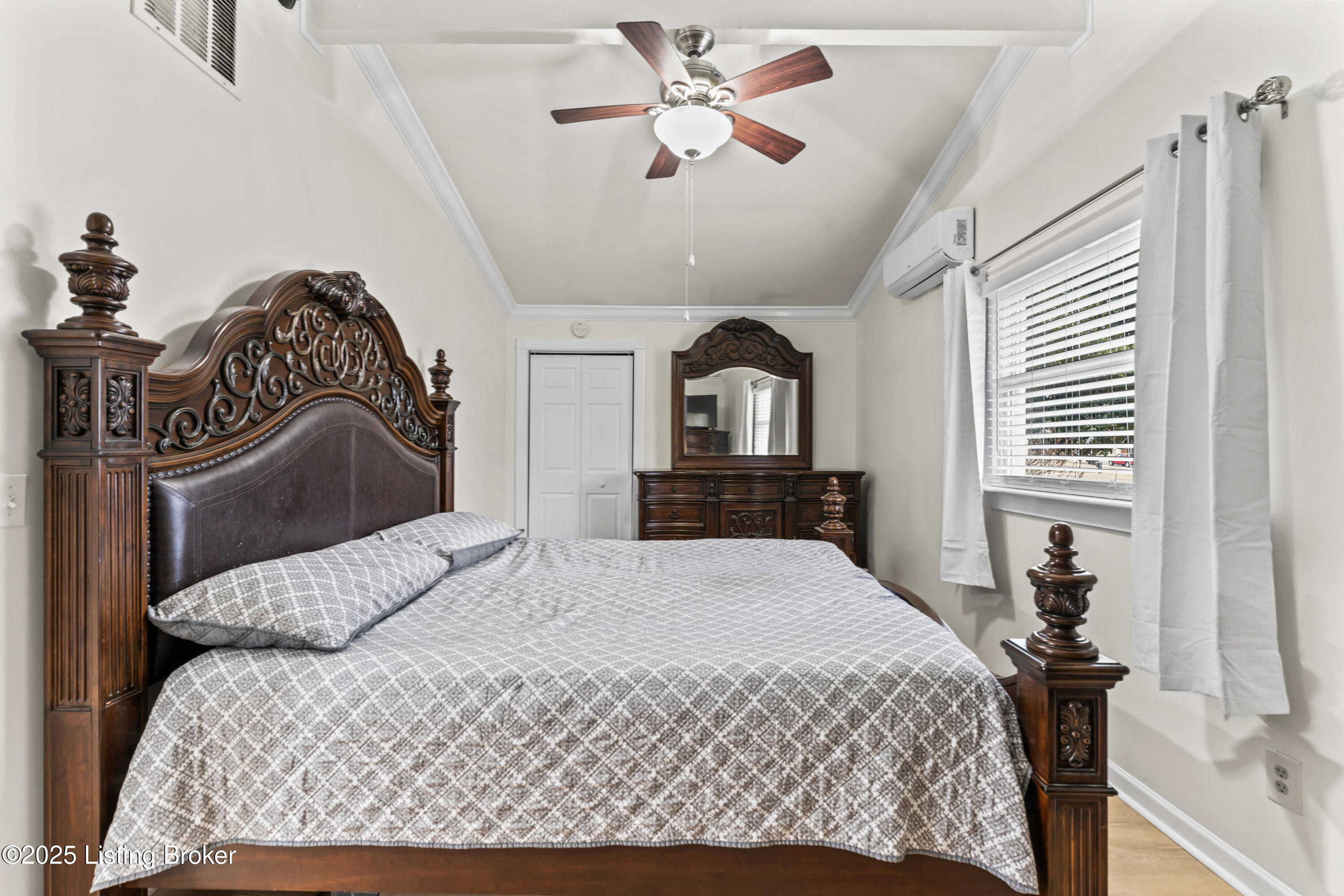 1900 Janlyn Road Louisville, KY 40299 - Photo 22 of 38 photos_high_resolution_DSC00491