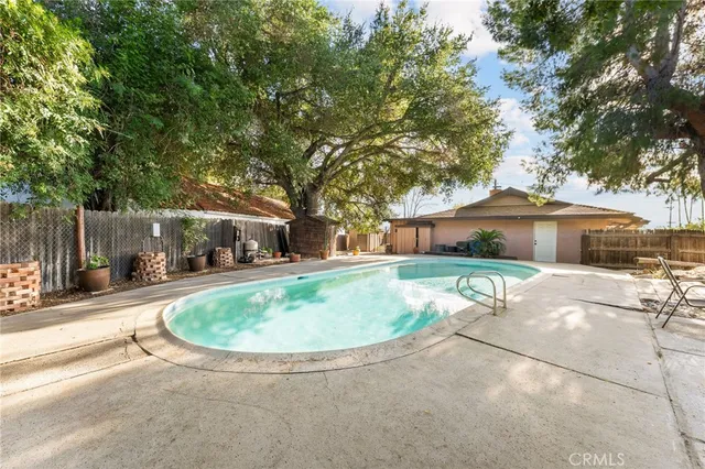 $569,900 | 5693 Dumbarton Avenue, San Bernardino, CA 92404