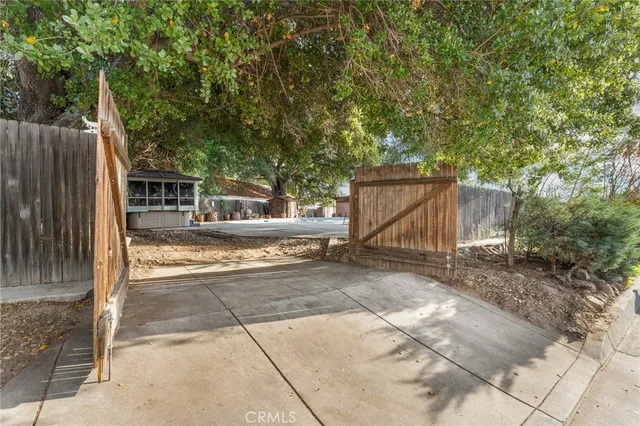 $569,900 | 5693 Dumbarton Avenue, San Bernardino, CA 92404