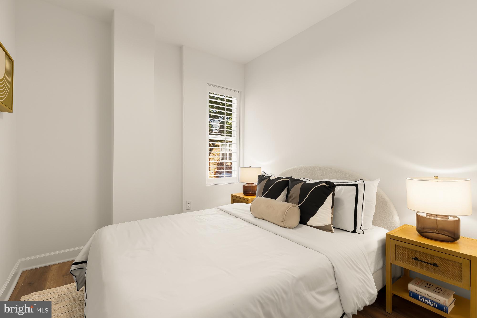 427 R Street Northwest Washington, DC 20001 - Photo 23 of 33