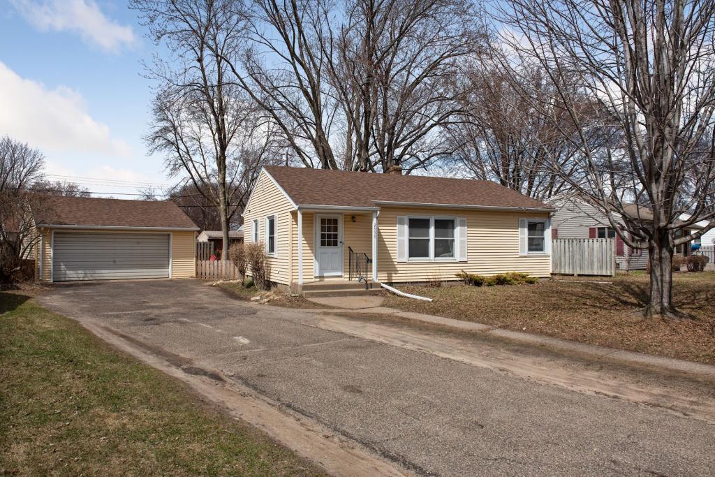 2959 Pascal Street Roseville, MN 55113 - Photo 1 of 1 Gallery Image 1