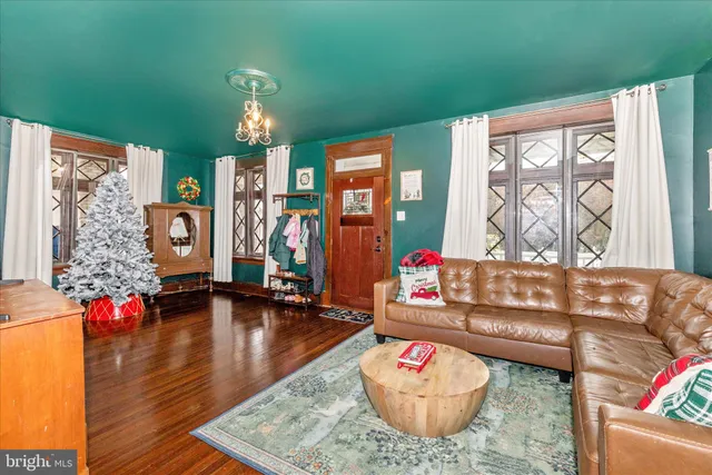 $550,000 | 6933 Potomac Avenue, Frederick, MD 21703