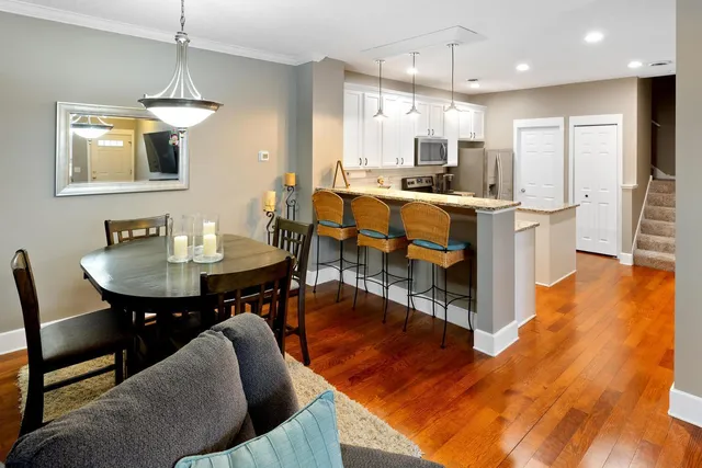 $287,500 | 18122 69th Place North, Maple Grove, MN 55311