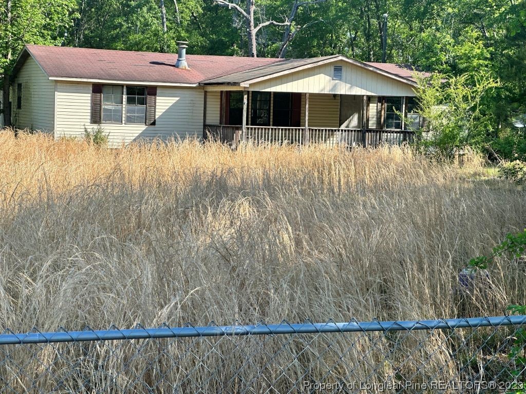 108 Deangelo Road Maxton, NC 28364 - Photo 1 of 8 Gallery Image 1