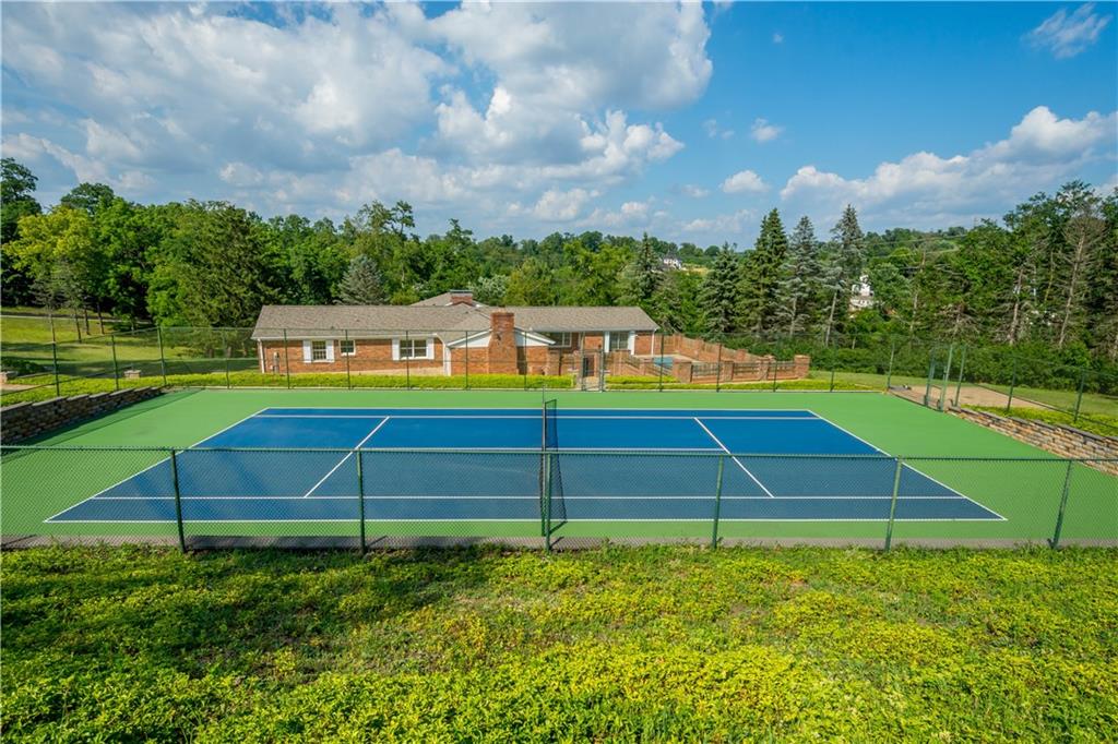 2387 Morrow Road Pittsburgh, PA 15241 - Photo 23 of 25 Gallery Image 23