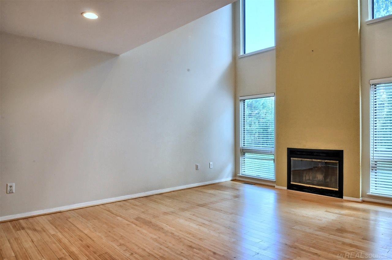 734 Hamilton Court, Unit 116 Rochester Hills, MI 48307 - Photo 12 of 28