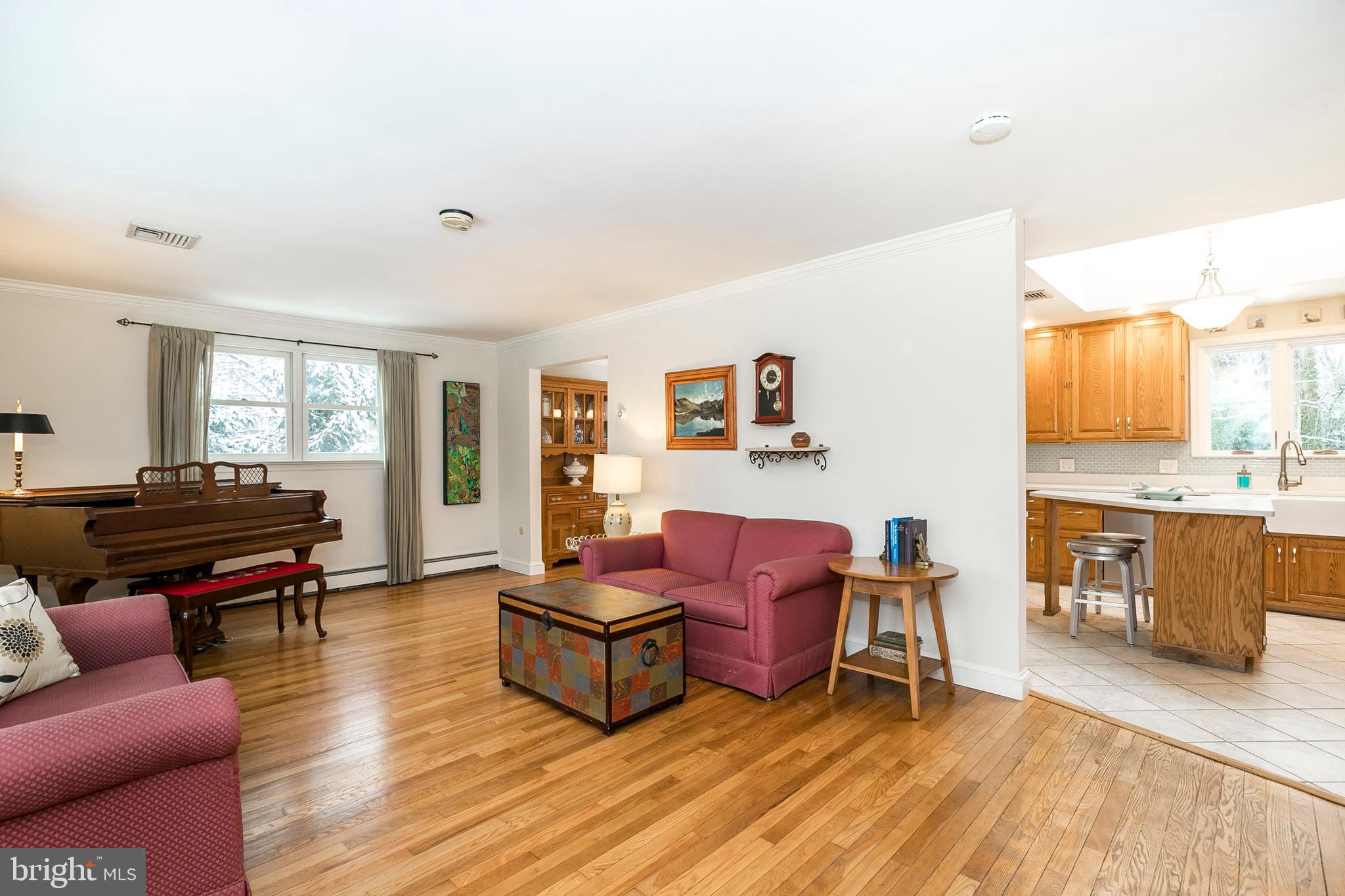 187 Maryhill Road Phoenixville, PA 19460 - Photo 14 of 34 Living Room