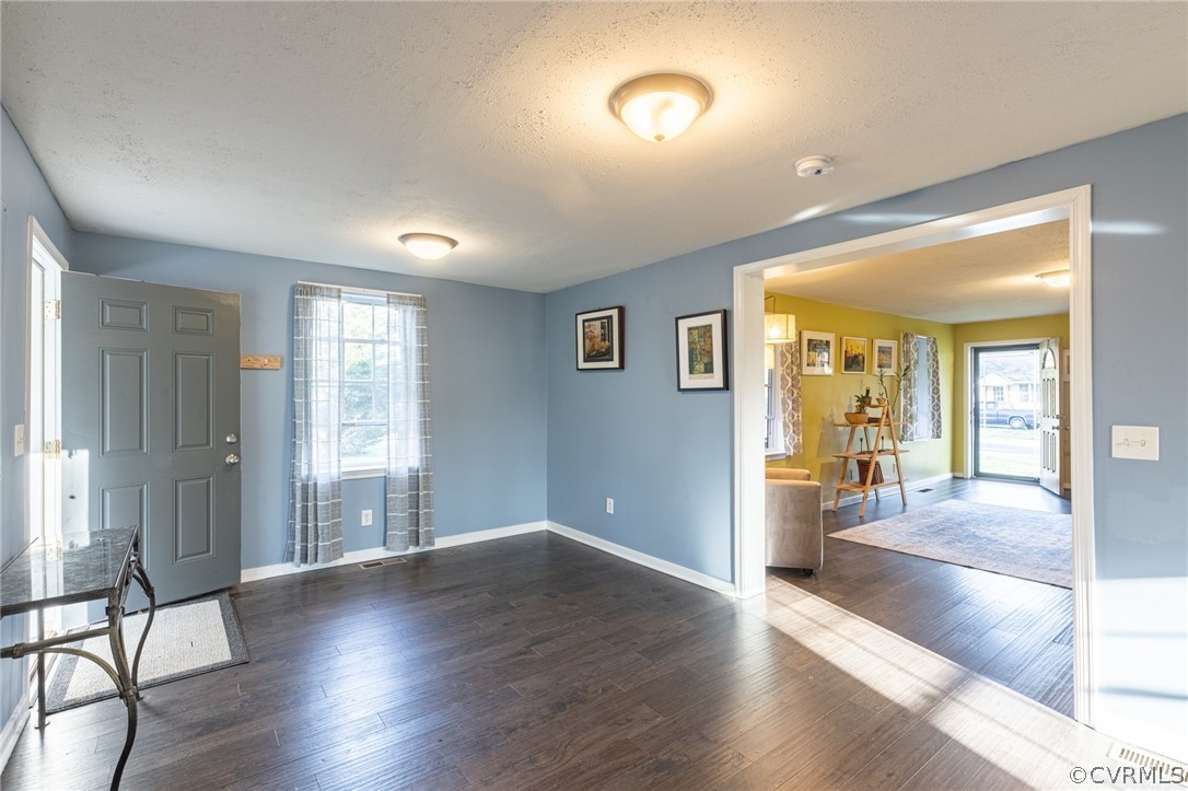 160 Cedar Fork Road Richmond, VA 23223 - Photo 11 of 32 Gallery Image 11