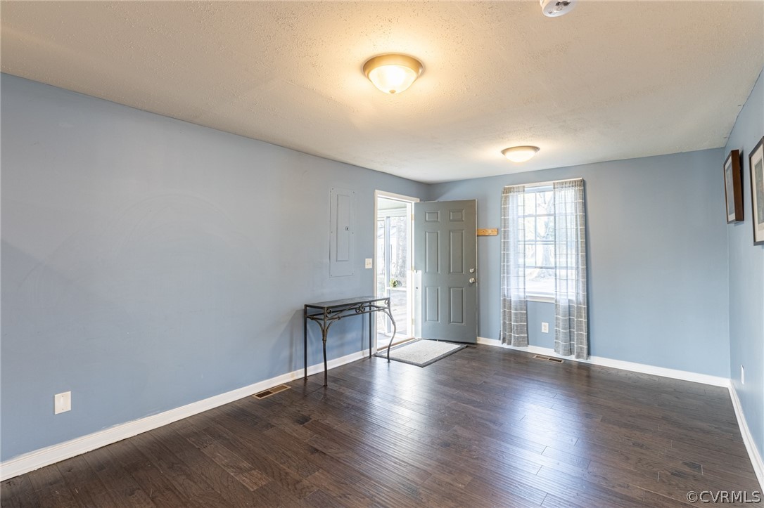 160 Cedar Fork Road Richmond, VA 23223 - Photo 9 of 32 Gallery Image 9