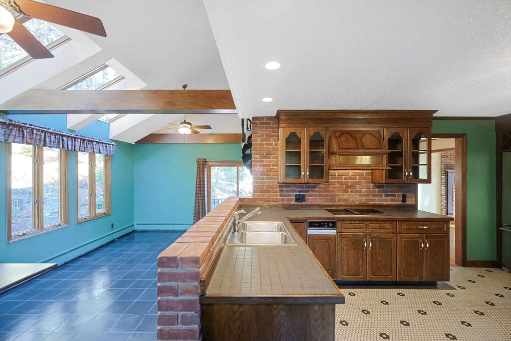 19 Eastmount Road Medfield, MA 02052 - Photo 15 of 39 Gallery Image 15