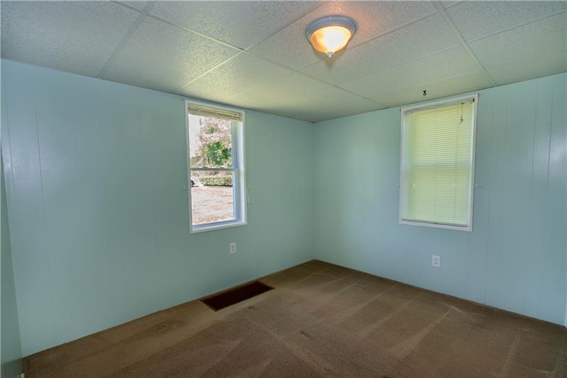 150 Elliotsville Road Farmington, PA 15437 - Photo 9 of 20 Gallery Image 9