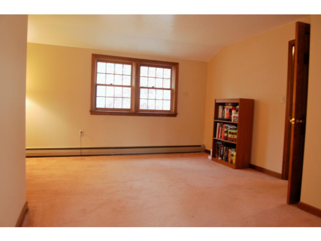 41 Blossom Road Windham, NH 03087 - Photo 23 of 36