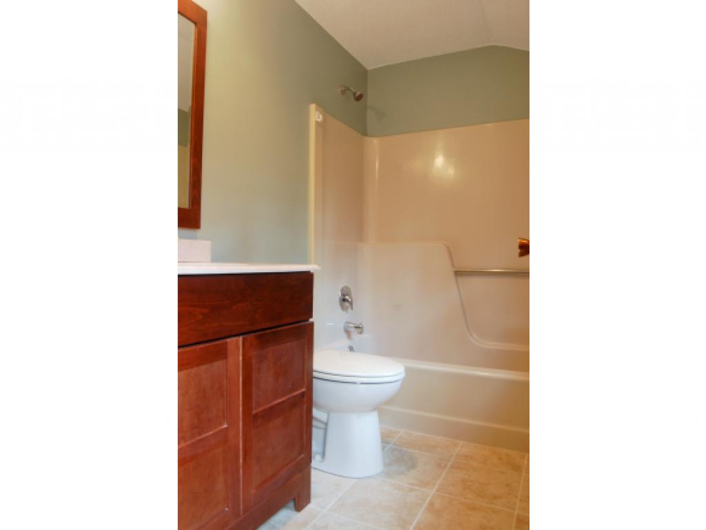 41 Blossom Road Windham, NH 03087 - Photo 24 of 36