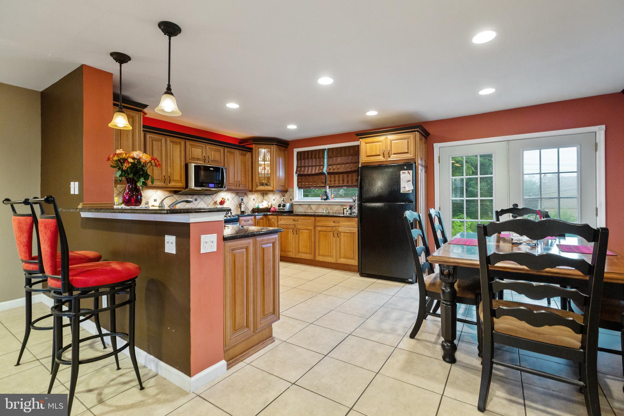 3221 Morning Glory Road Philadelphia, PA 19154 - Photo 7 of 28