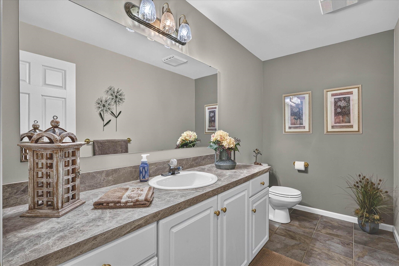 9425 Ravine Ridge Drive Southeast Caledonia, MI 49316 - Photo 36 of 91 Gallery Image 36
