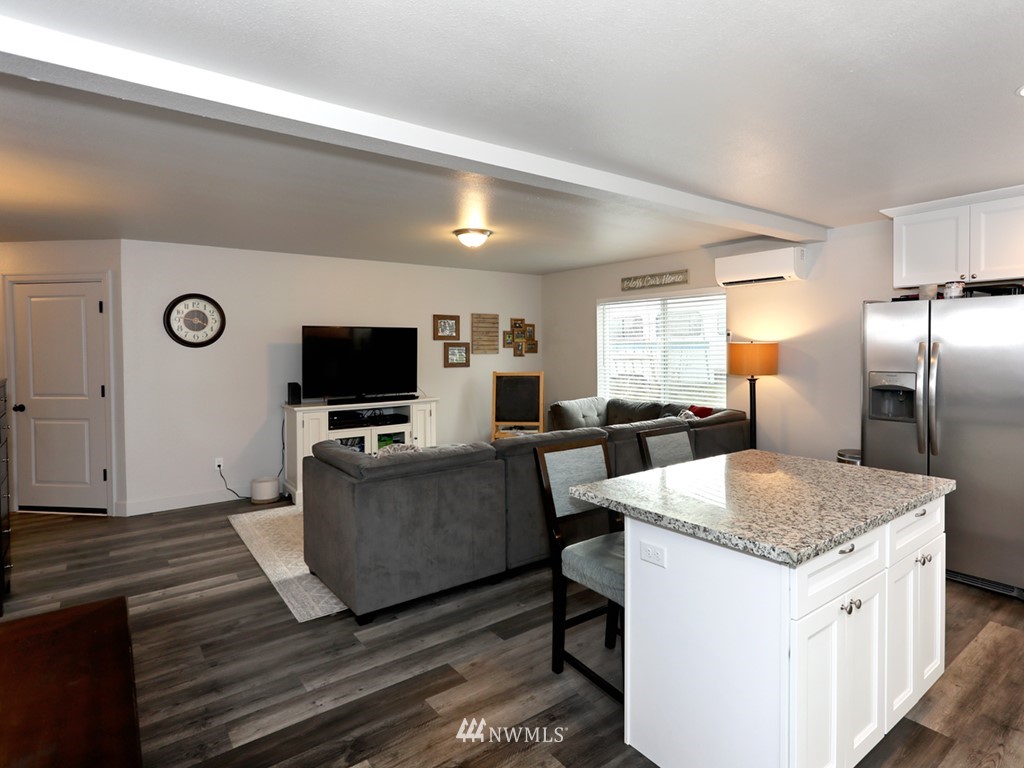 711 Olson Road Longview, WA 98632 - Photo 13 of 32 Gallery Image 13