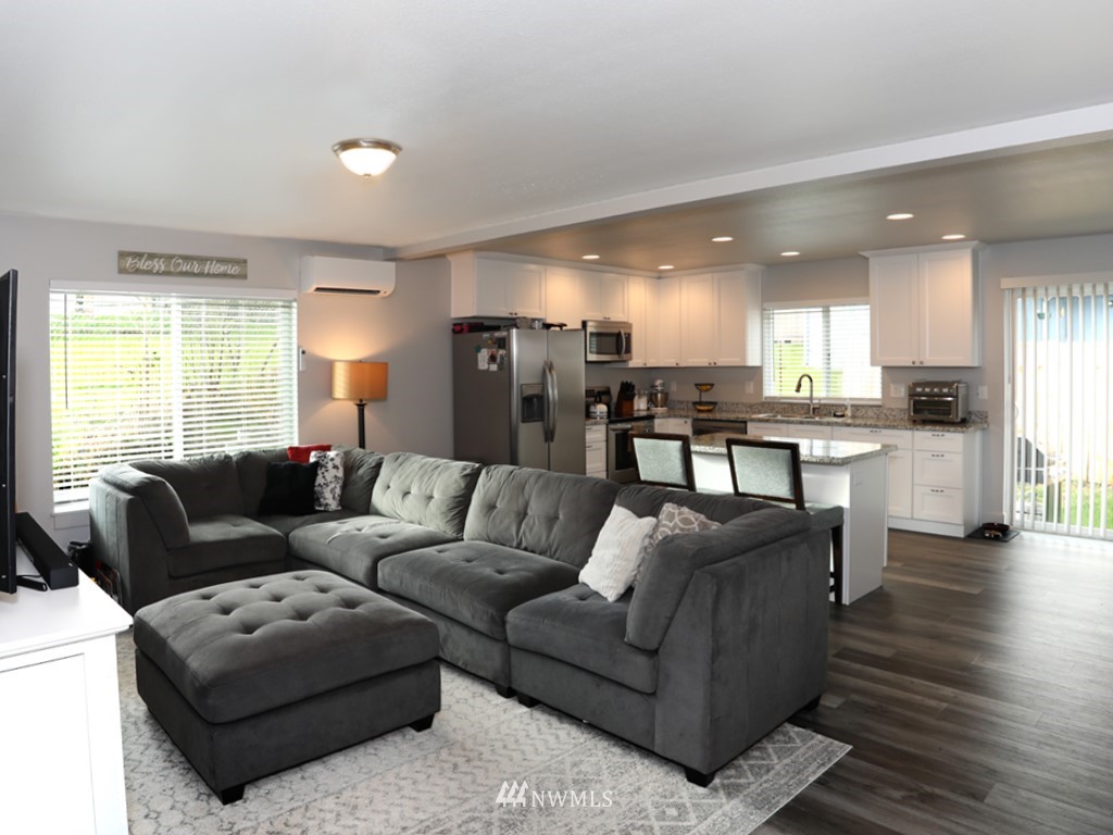 711 Olson Road Longview, WA 98632 - Photo 15 of 32 Gallery Image 15