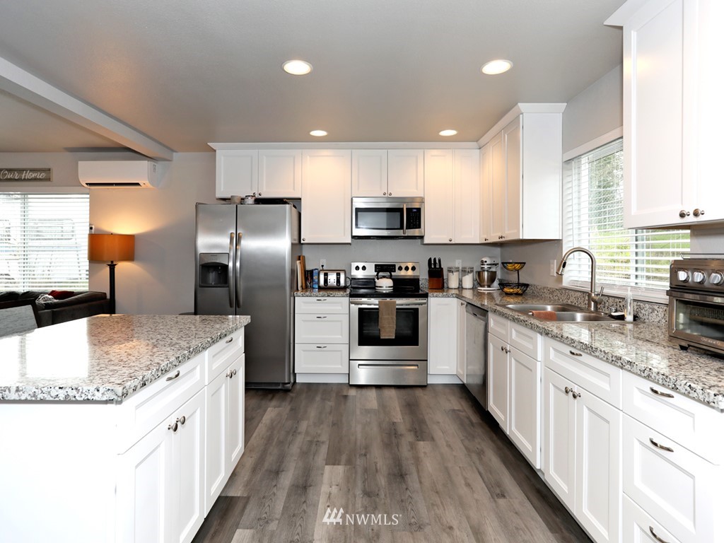 711 Olson Road Longview, WA 98632 - Photo 17 of 32 Gallery Image 17