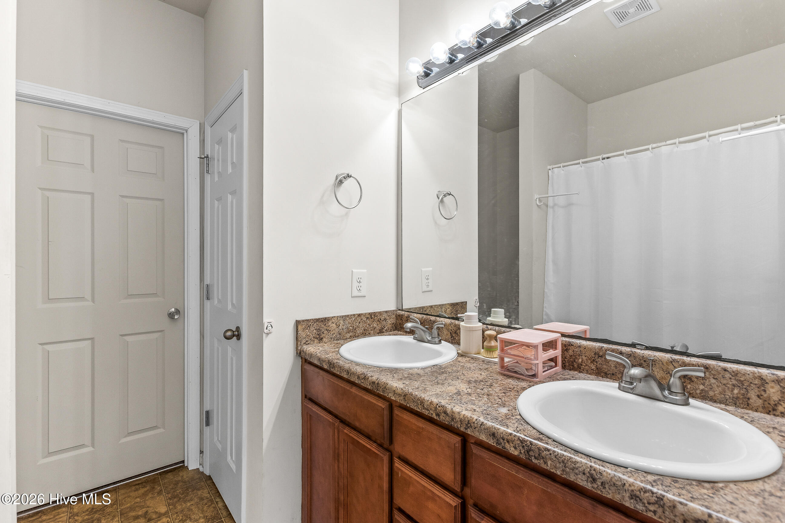 264 Caldwell Loop Jacksonville, NC 28546 - Photo 16 of 27 01-16
