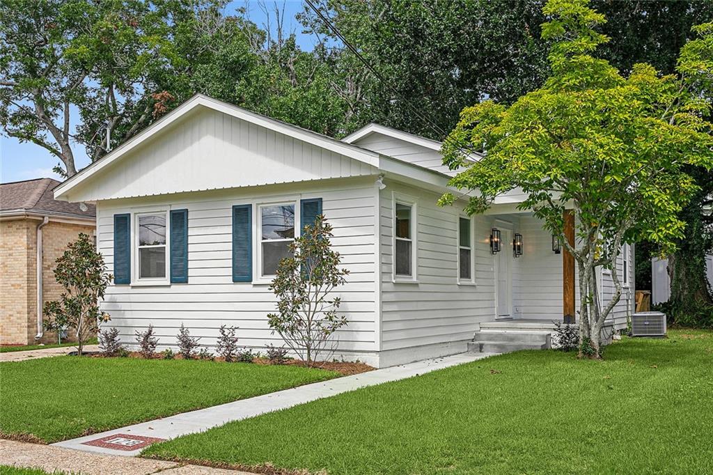 128 Barry Avenue Jefferson, LA 70121 - Photo 1 of 19