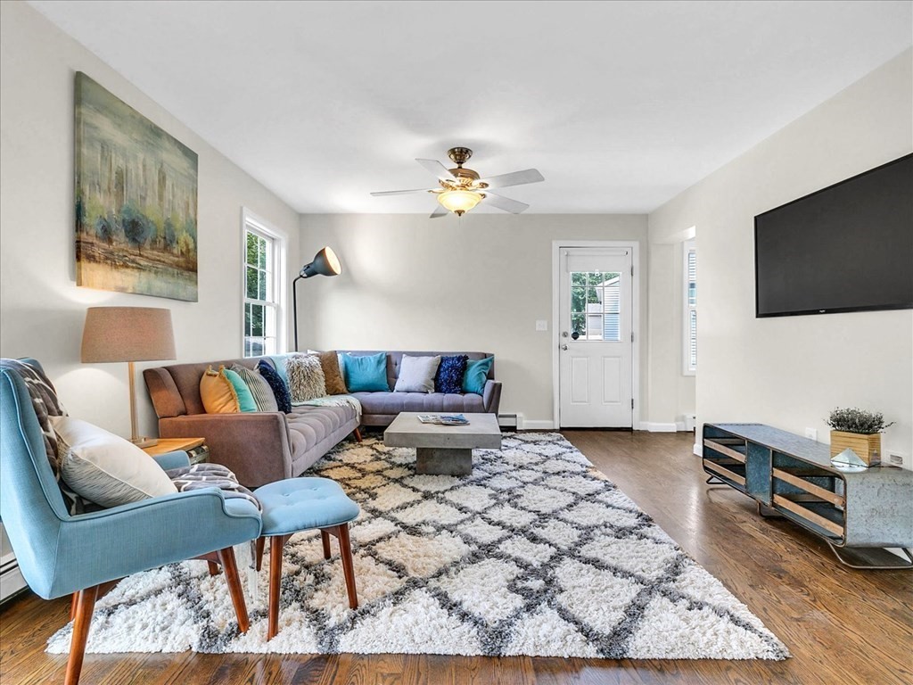 19 Track Road Reading, MA 01867 - Photo 16 of 35