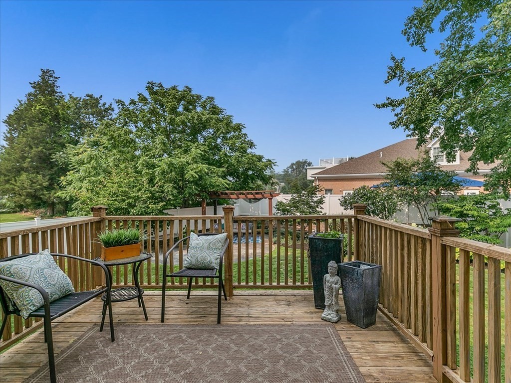 19 Track Road Reading, MA 01867 - Photo 29 of 35