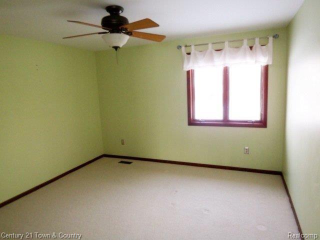 1085 Maple Leaf Drive Rochester, MI 48309 - Photo 10 of 12 Bedroom 3