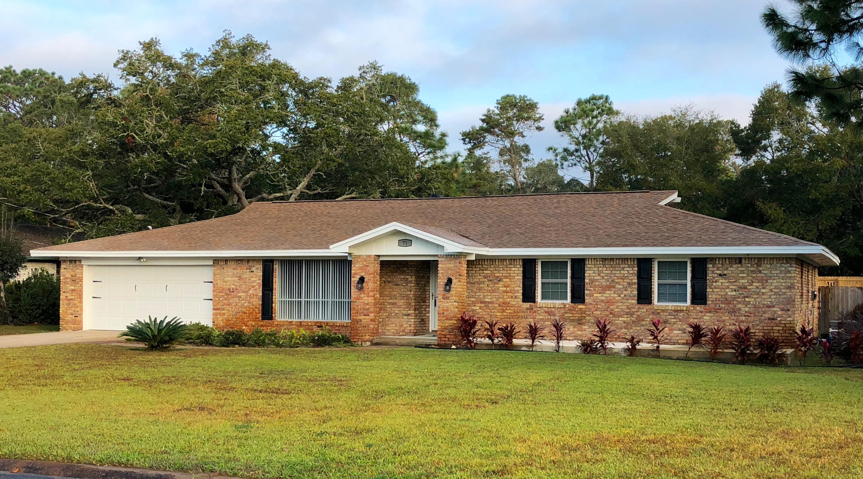 71 Country Club Road Shalimar, FL 32579 - Photo 1 of 46