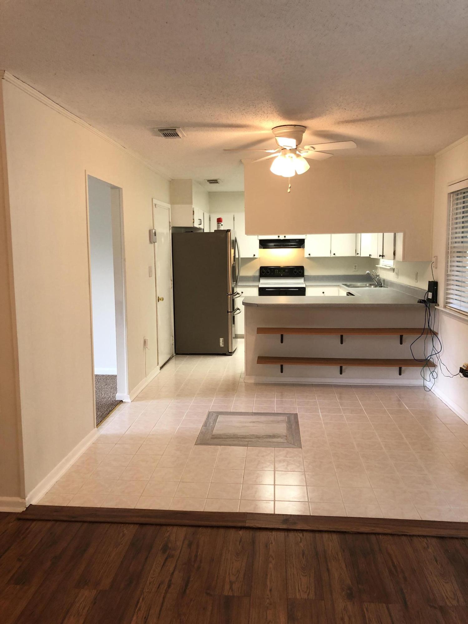 71 Country Club Road Shalimar, FL 32579 - Photo 13 of 46