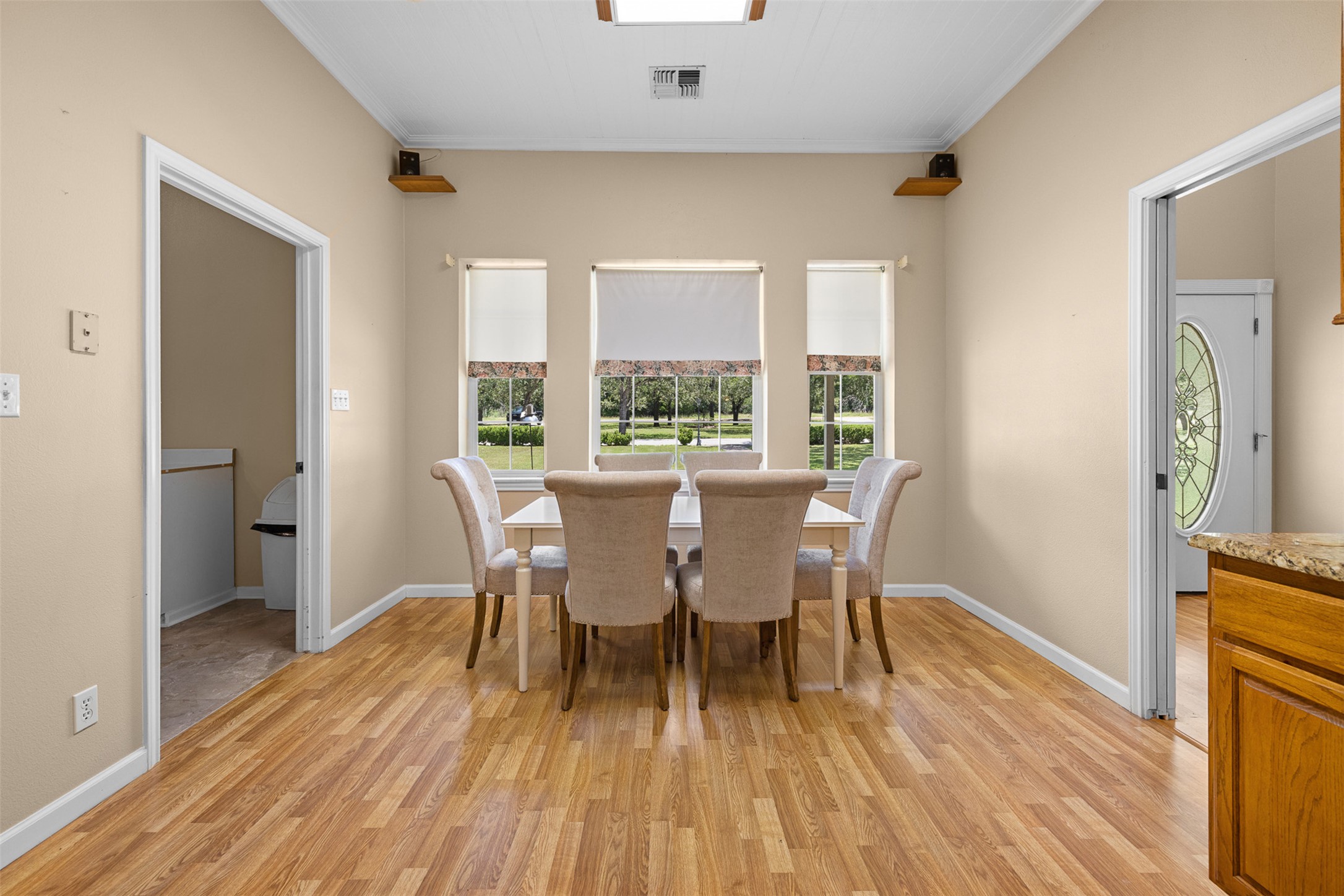 730 Panorama Road La Grange, TX 78945 - Photo 5 of 30 Gallery Image 5