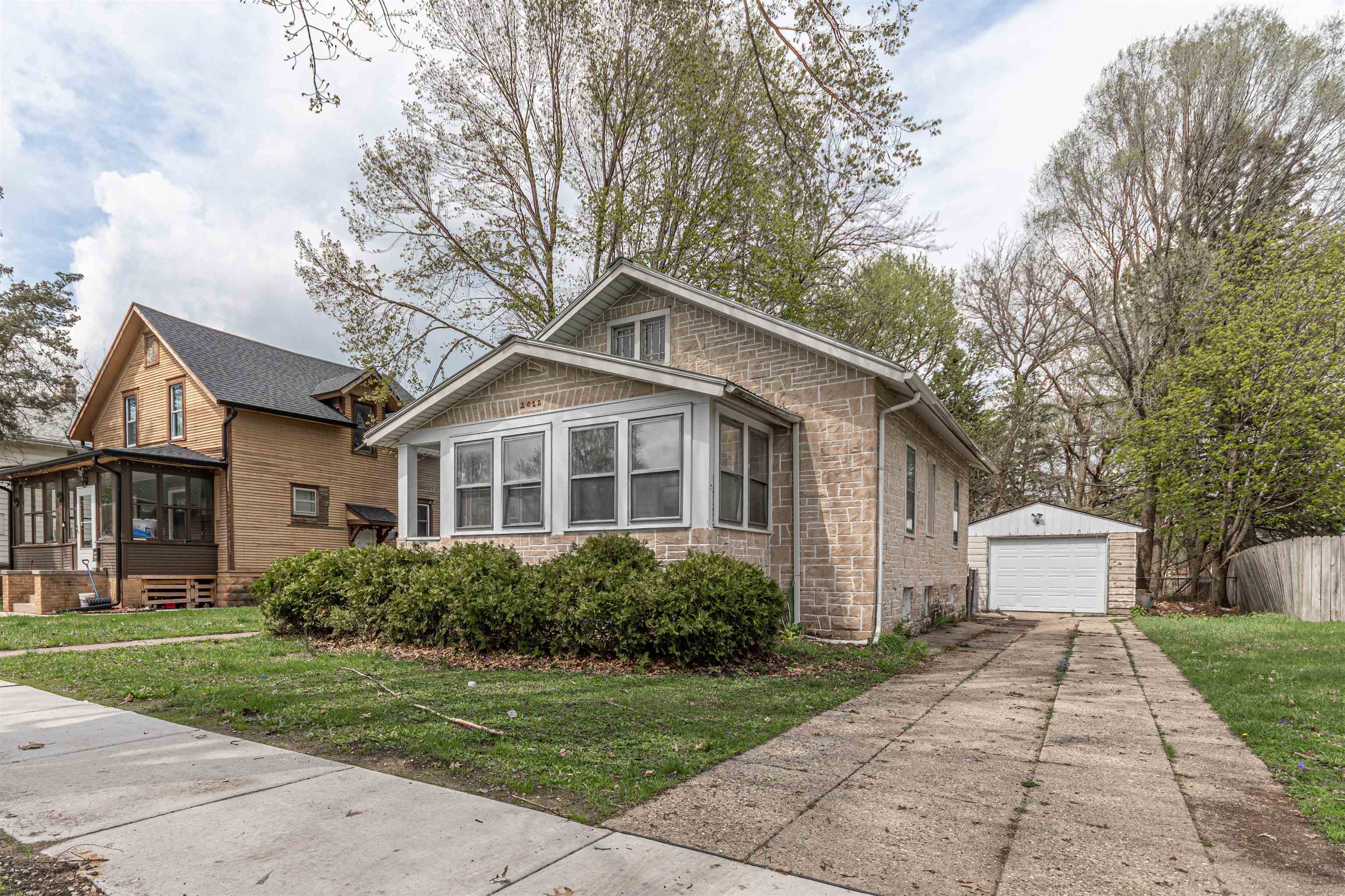 2012 17th Avenue Rockford, IL 61104 - Photo 3 of 19 Gallery Image 3