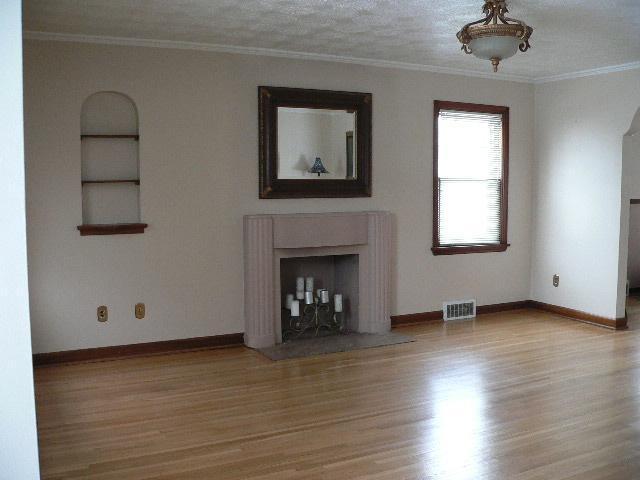 1414 Lockbourne Road Columbus, OH 43206 - Photo 3 of 12