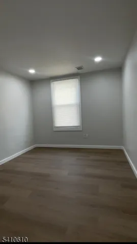 $2,100 | 178 3rd Street, Unit 3, Elizabeth Port, NJ 07206