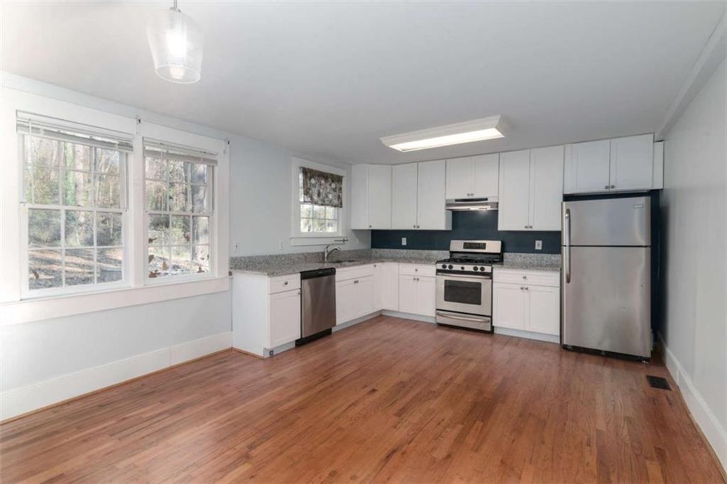 2344 Ripplewater Drive Southeast Atlanta, GA 30316 - Photo 5 of 16