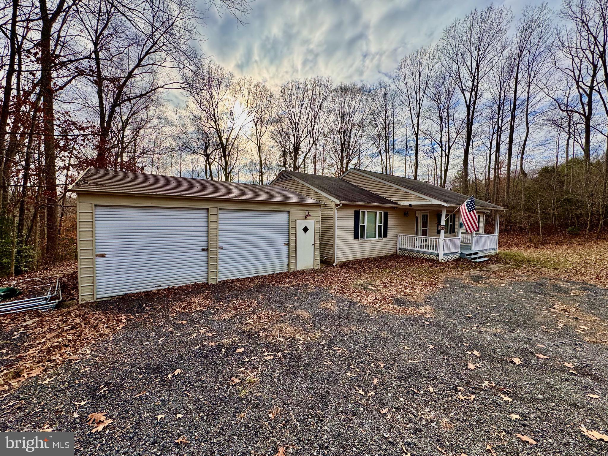 23420 File Road Bowling Green, VA 22427 - Photo 4 of 61 Gallery Image 4