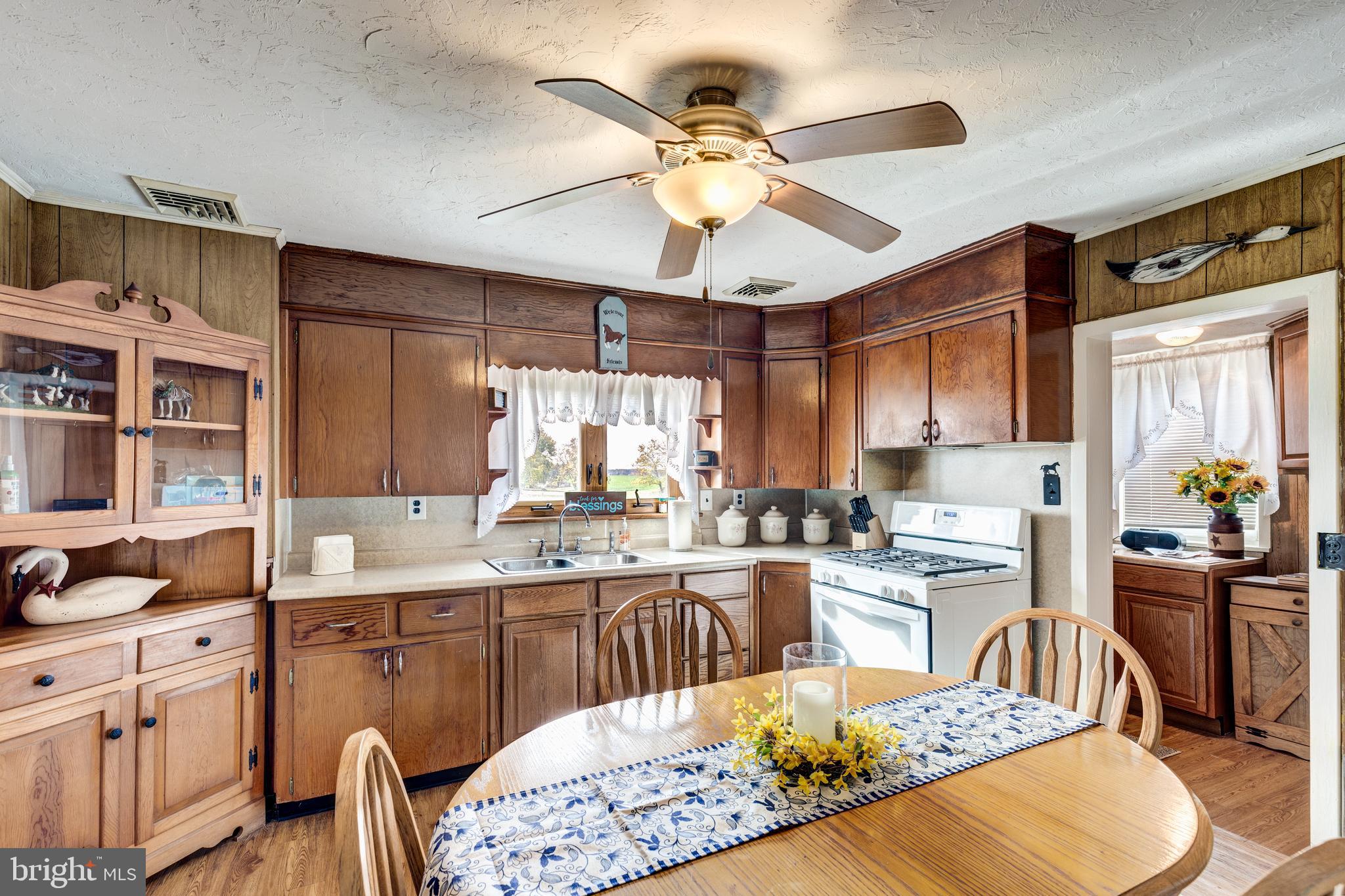 4924 Harney Road Taneytown, MD 21787 - Photo 21 of 70