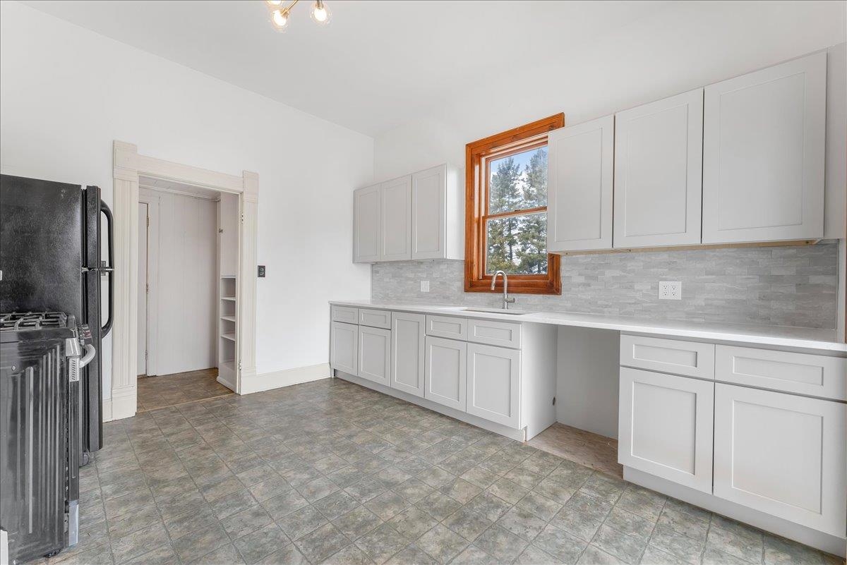 711 Milwaukee Street Kewaunee, WI 54216 - Photo 17 of 40