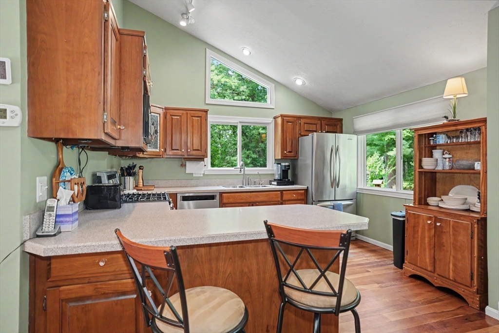 7 Daniels Road Mendon, MA 01756 - Photo 16 of 42 Gallery Image 16