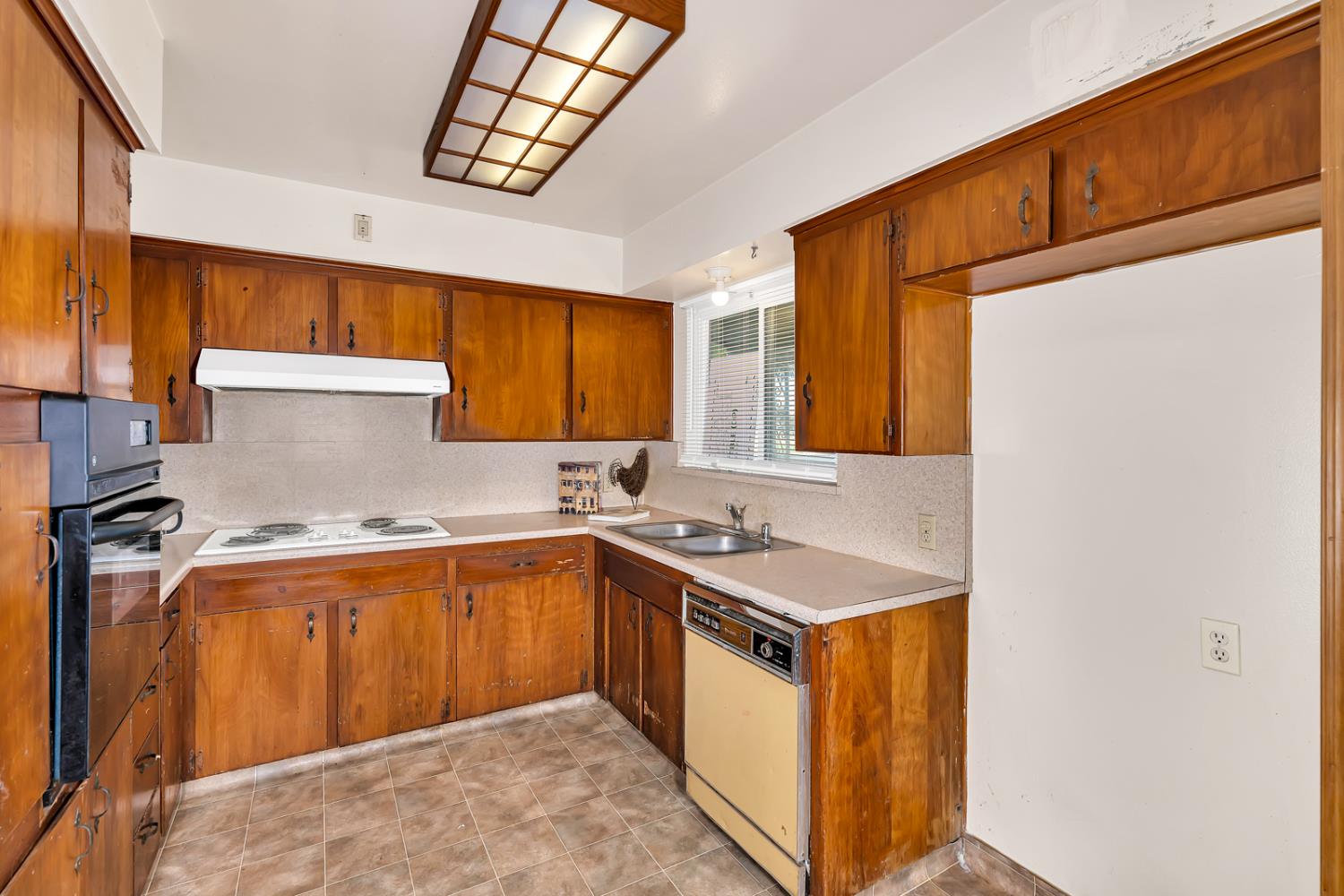 2602 10th Avenue Merced, CA 95340 - Photo 12 of 36 Gallery Image 12