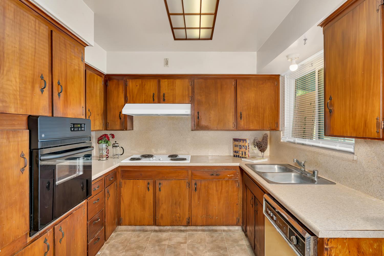 2602 10th Avenue Merced, CA 95340 - Photo 13 of 36 Gallery Image 13