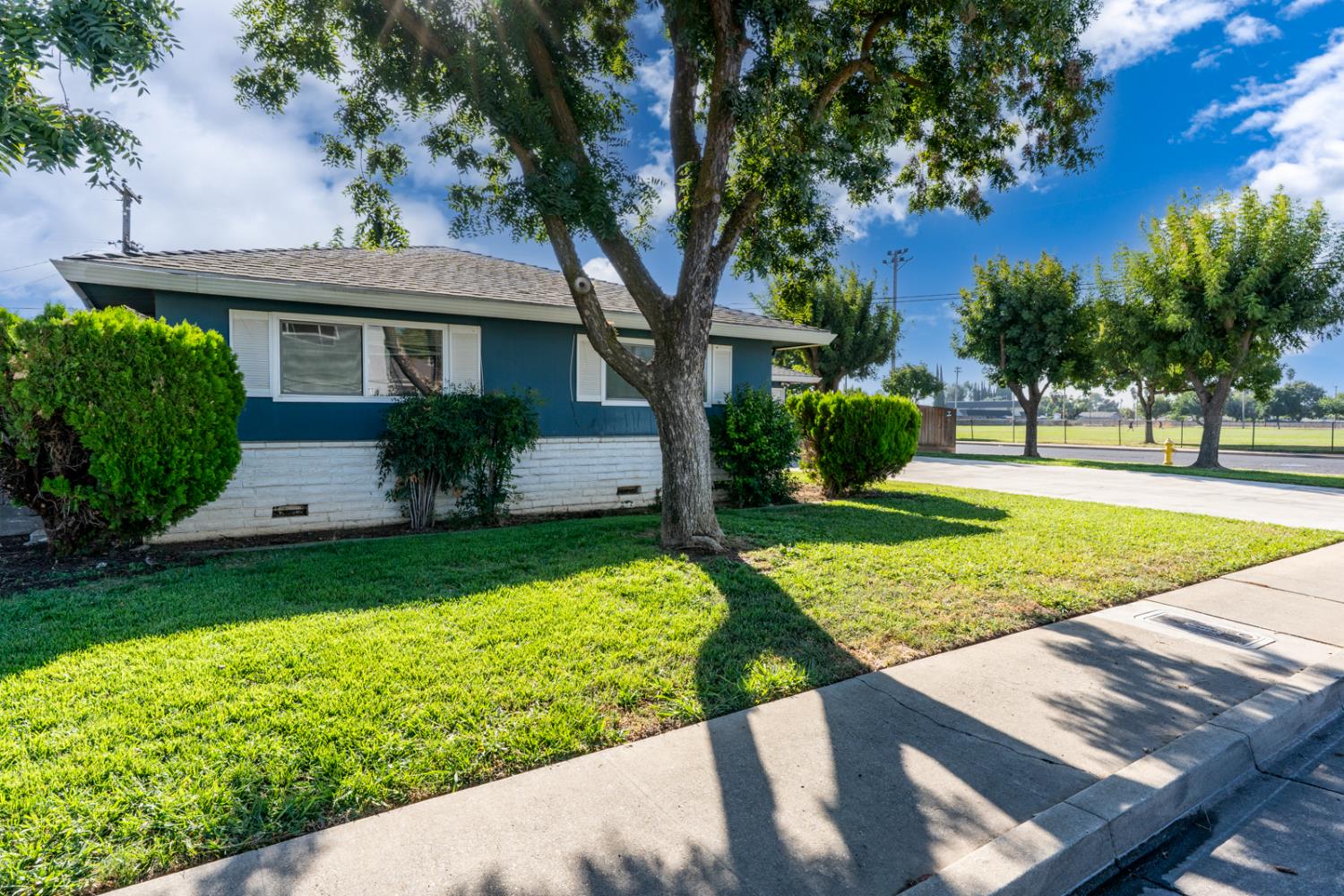 2602 10th Avenue Merced, CA 95340 - Photo 4 of 36 Gallery Image 4