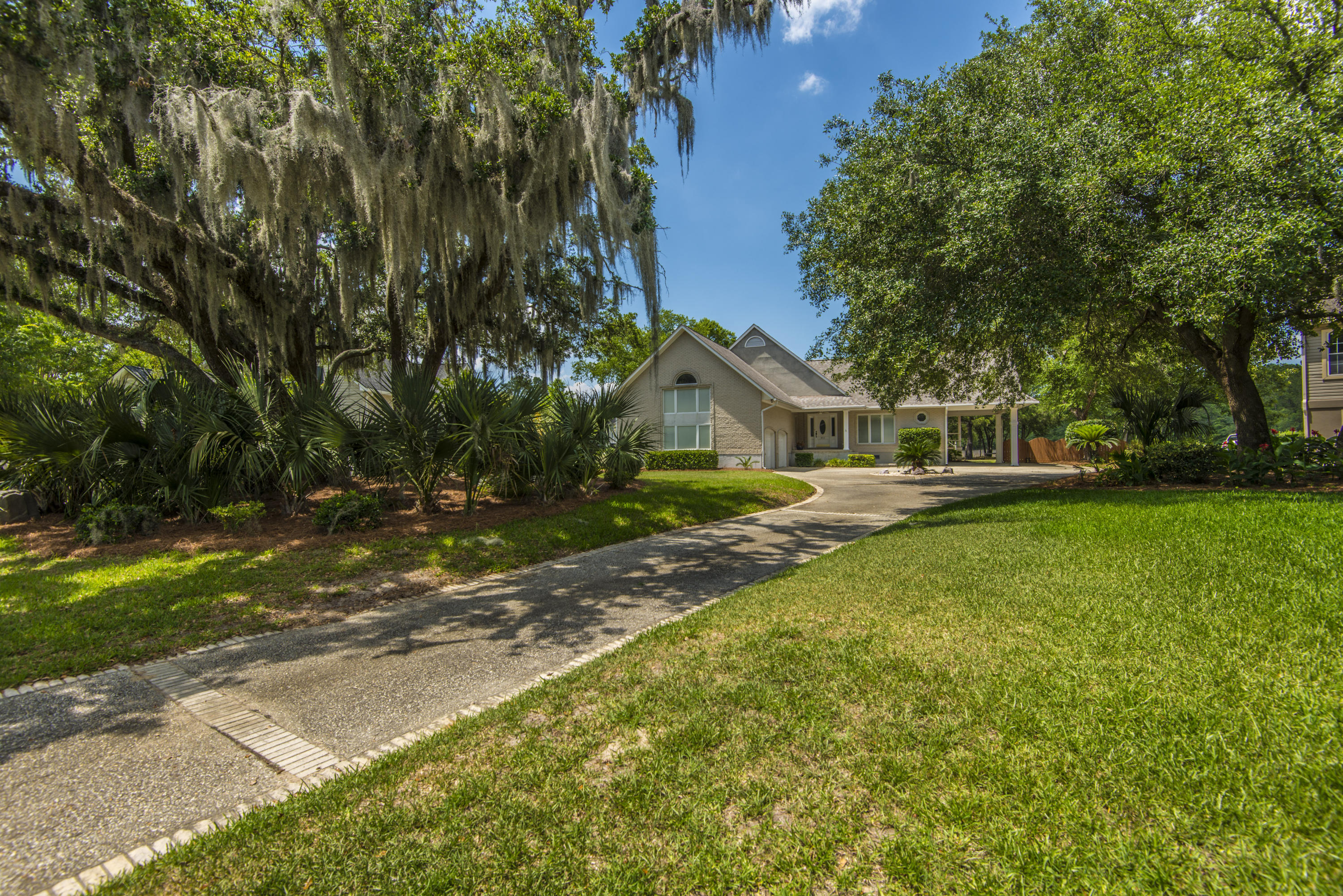 311 Jamesbury Road Wando, SC 29492 - Photo 2 of 67 _DSC9464