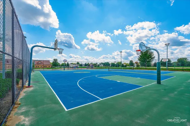 $425,000 | 5304 Kingsbury Estates Drive, Plainfield, IL 60586