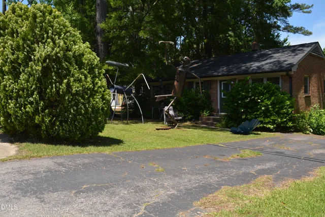 view of outdoor space yard and mountain view in back