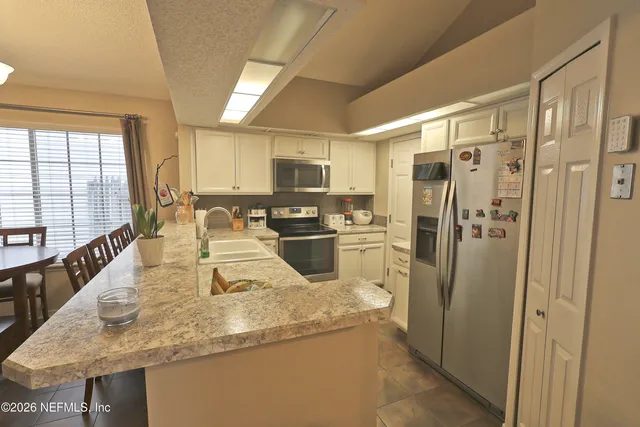 $249,900 | 7719 Lynchburg Court West, Jacksonville, FL 32277