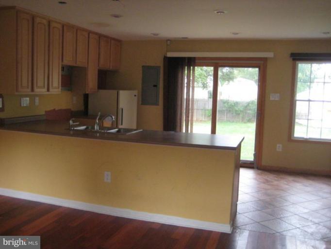 107 North Sycamore Road Sterling, VA 20164 - Photo 4 of 10 Other